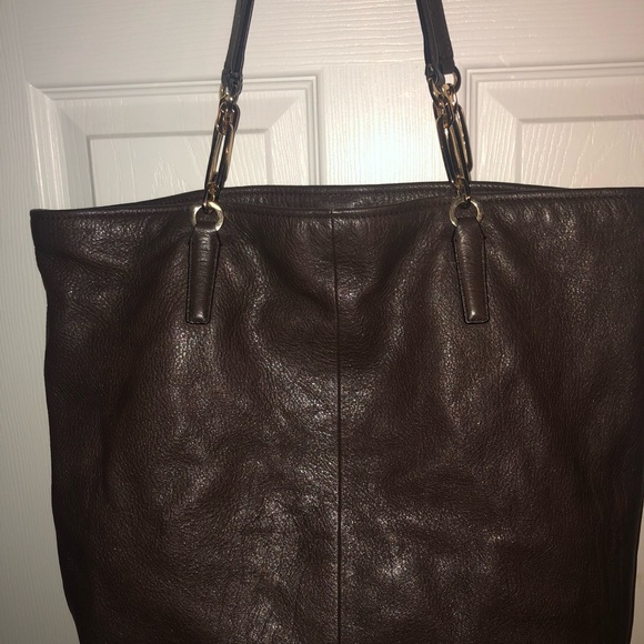 Dark brown -  leather coach tote w/ ring details - Picture 3 of 5